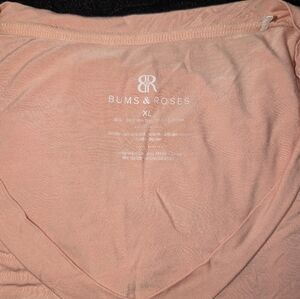 Bums & Roses adult drop shoulder V-neck T-shirt